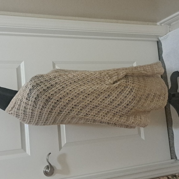 FREE PEOPLE medium natural colored sweater wrap with pockets, $109.00 - Picture 2 of 4